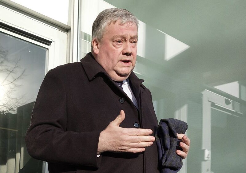 فضيحة “قطر غيت”.. بلجيكا تضع النائب الأوروبي مارك تارابيلا تحت الإقامة الجبرية